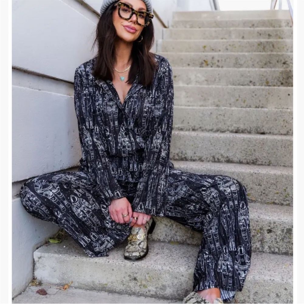 Dressed in LALA Interstellar Astronauts Long Sleeve Plisse Top High Waist Pants
